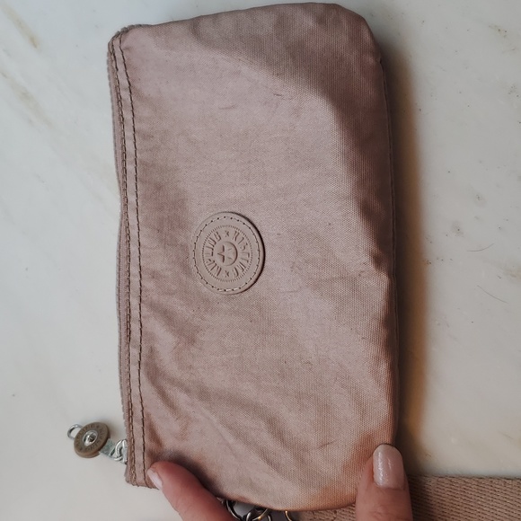 Kipling wristlet - Picture 8 of 10